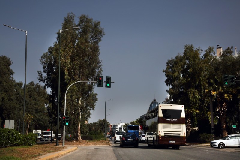 Video over 50 injured after collision of two buses near Athens