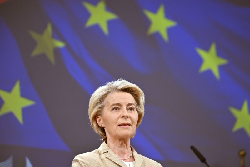 What happens to the censure motion against Ursula von der Leyen, initiated by Gheorghe Piperea: