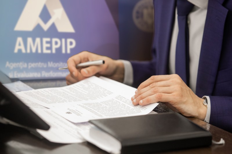Candidates for the Amepip chief. Collage: Ion Mateș / Hotnews. Photo: Shutterstock, Inquam Photos