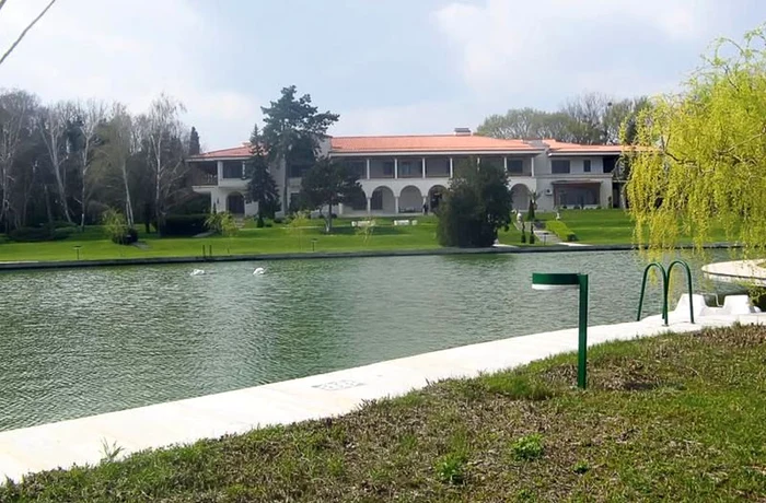 Luxury villa on the water's edge
