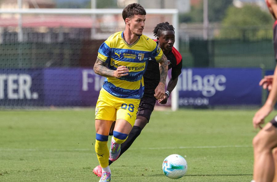 Dennis Man, getting closer to the transfer to PSV/ PHOTO: Imago Images Dennis Man beat PSV! »The Romanian will fly to Eindhoven for medical visit