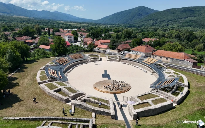 The amphitheater from Ulpia Traiana Sarmizegetusa. Photo: Daniel Guță. TRUTH