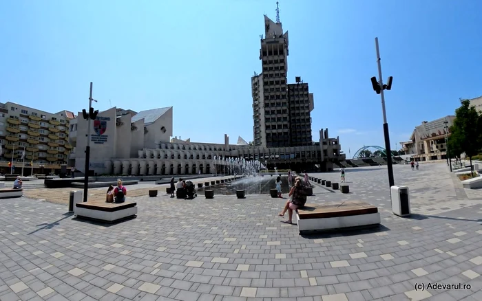 The Civic Center in Satu Mare. Photo: Daniel Guță. TRUTH