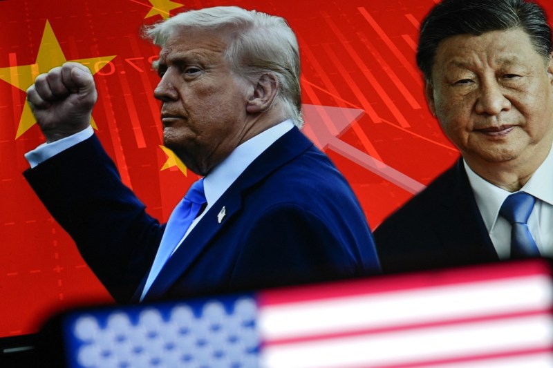 Just a few hours before the armistice in the commercial war with China expires, Trump keeps the mystery about the future move: 
