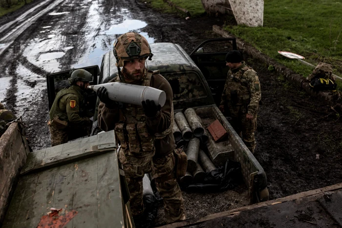 Ukrainian soldiers hardly do the Russian/photo offensive: Archive