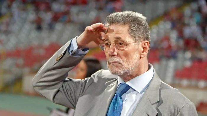 Cornel Dinu does not cross the happiest period