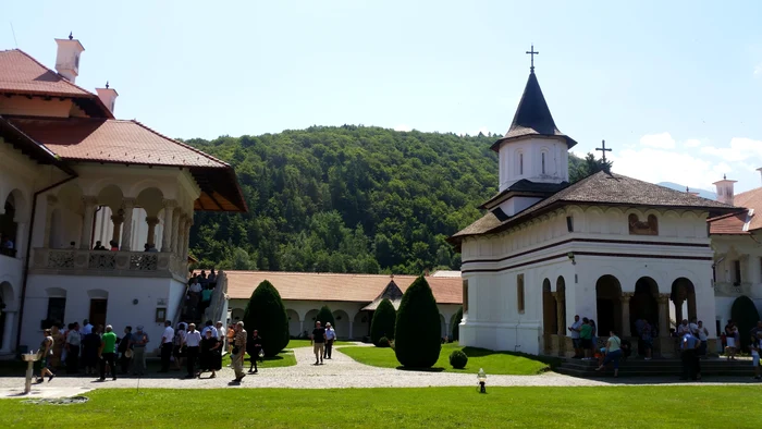 Brancoveanu Monastery Sambata de Sus 4 JPG JPEG
