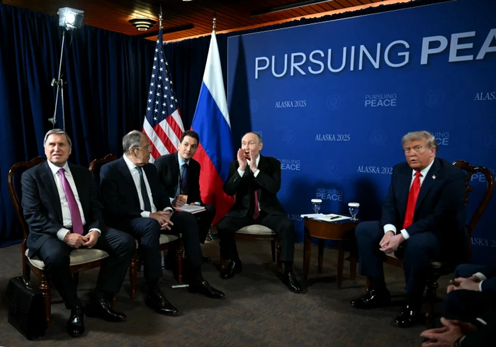 Vladimir Putin makes signs that he does not understand the questions of the FTO AFP press