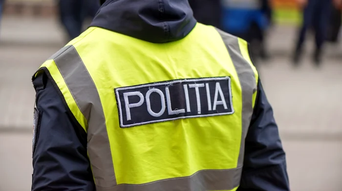 A policeman from Tulcea, hit in the head with an object during a photo intervention: Archive