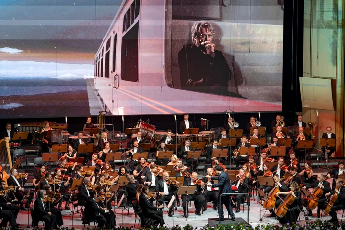 1 Copy of 20250824 Alexdamian opening concert 01544 JPG