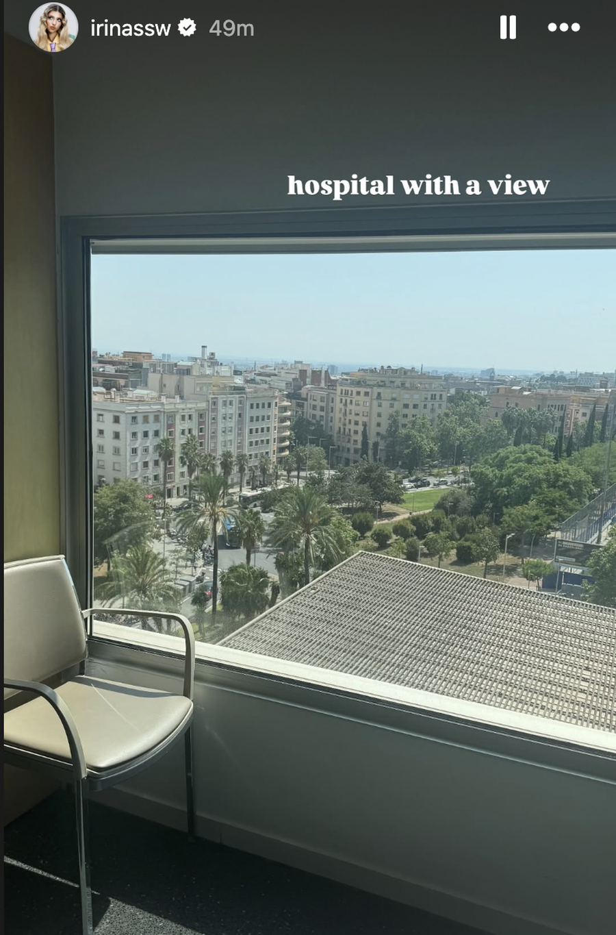 The image published from the hospital by Irina Manea Curious case at Rapid: he discovered that he has a fracture and was admitted alone in a hospital in Barcelona! »Wife made the announcement, the club's heads had no