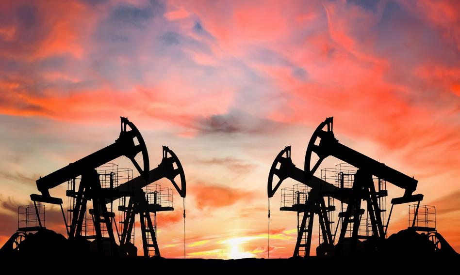 On oil without major changes. In the background, Trump's dispute with India