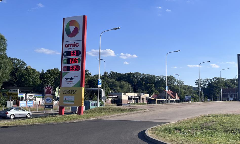 Fuel prices twisted down. Diesel should fall below PLN 6/l