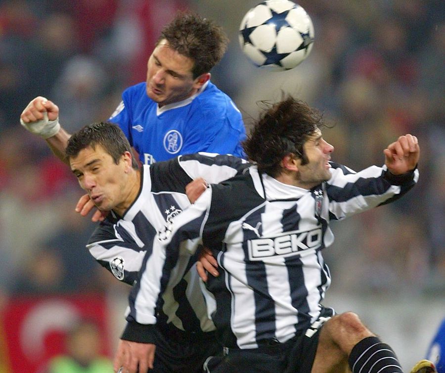 Daniel Pancu in Beșiktaș duel - Chelsea from 2003 / Photo: Guliver / Getty Images