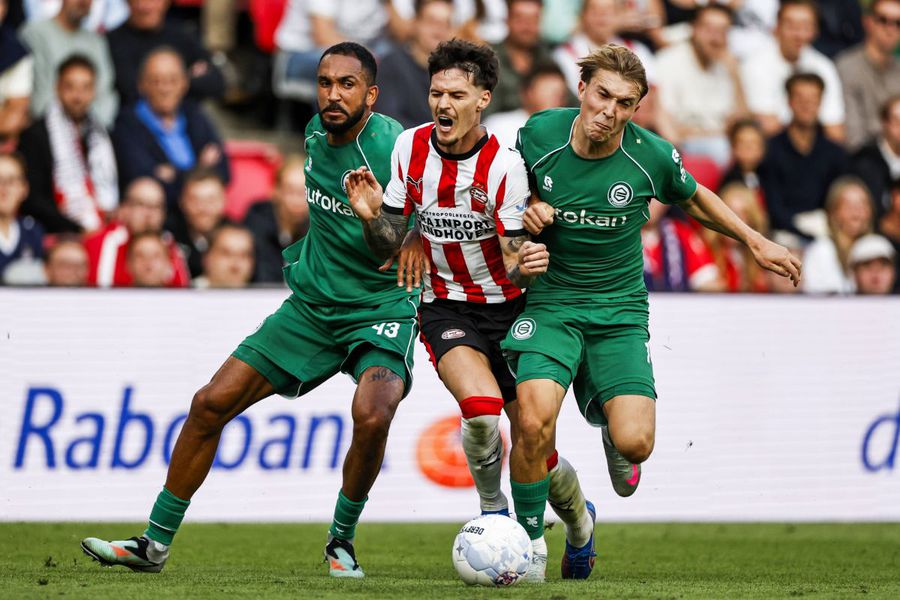 Peter Bosz explains the replacement of Man at PSV »