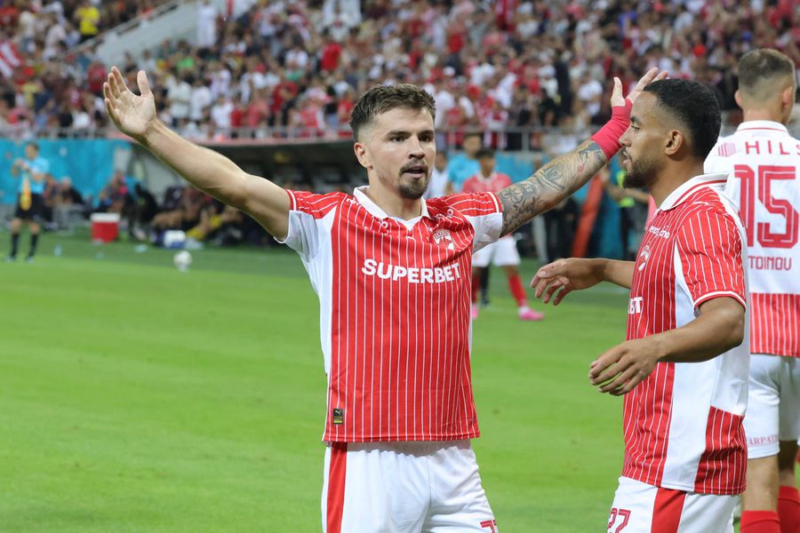 Dinamo hit the Mercato 