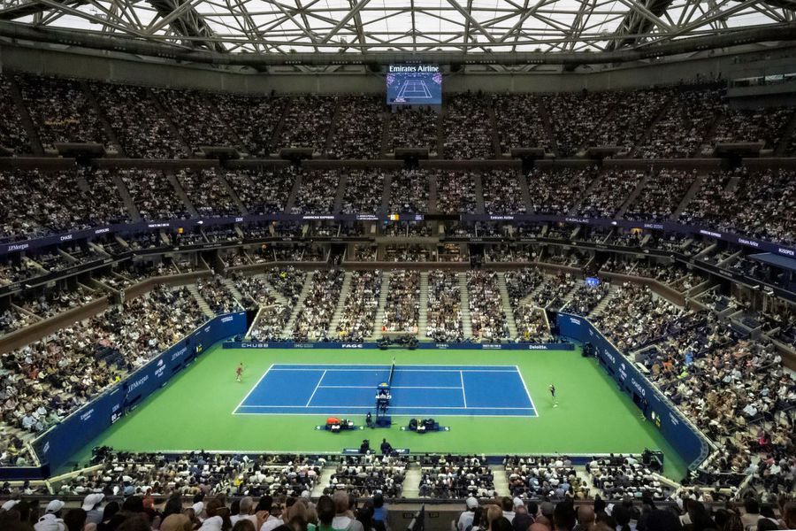 Arthur Ashe Arena, the world's largest for photo tennis: Imago Images Why doesn't the US Open have a dominant emperor as in Melbourne, Paris and London? »Halep offered an explanation, Mouratoglou comes with others: