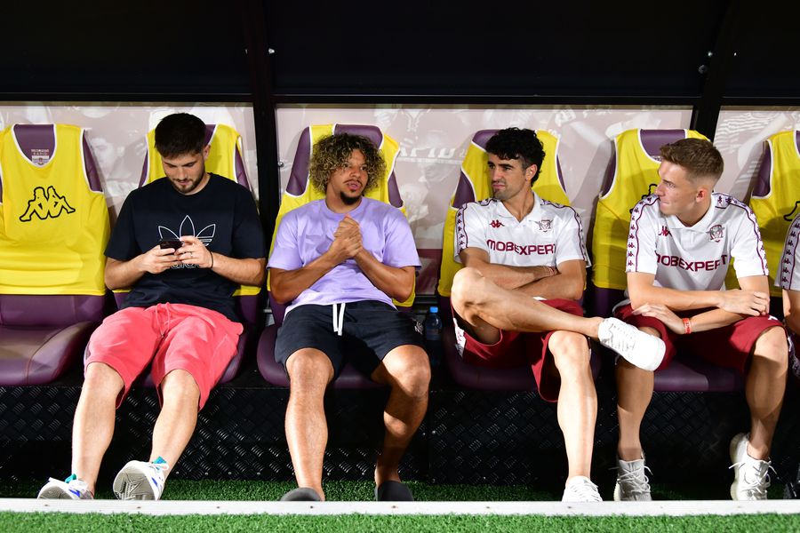 Surprise return near Dan Șucu at the Rapid match: one of the most beloved players, in the stands at the match with Botosani