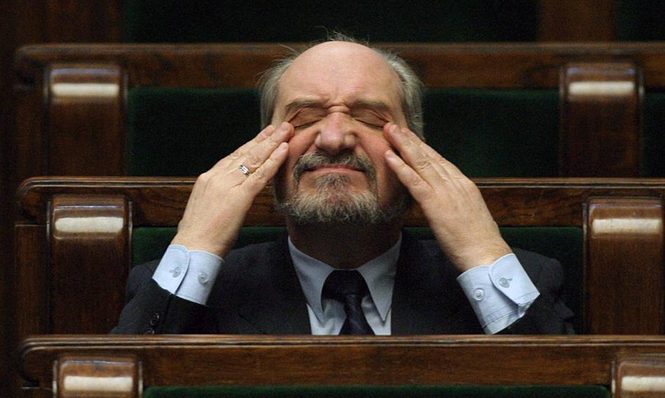 Macierewicz will lose immunity? The commission recommended the repeal