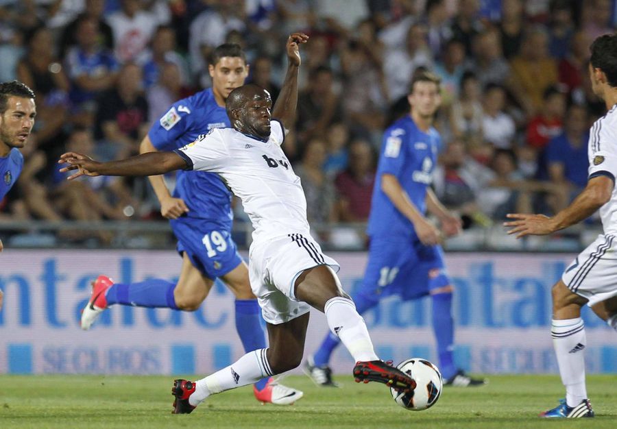 Lassana Diarra played between 2009 and 2012 at Real Madrid, ticking 116 matches, a goal and 7 assists / photo: IMAGO Lassana Diarra calls for huge damages: