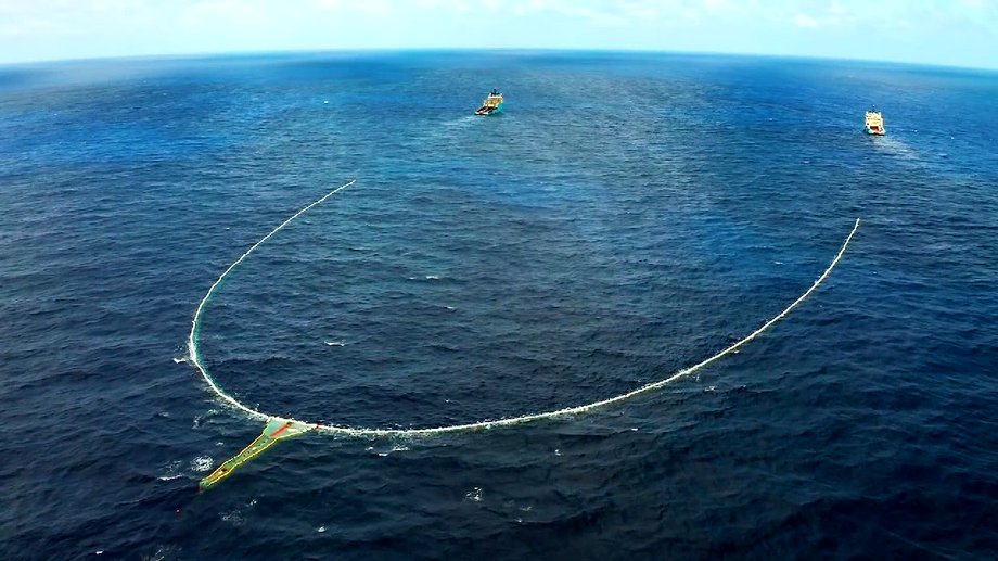 From rivers to oceans. What does a global fight with plastic look like?
