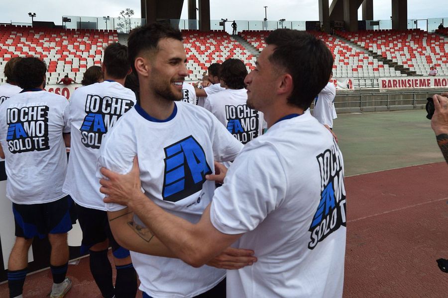 Olimpiu Moruțan celebrates with Marius Marin promotion with Pisa in series A / PHOTO: IMAGO Break like in movies! »President of Marius Marin and Adrian Rus, robbed in the night + what prey have taken thieves!