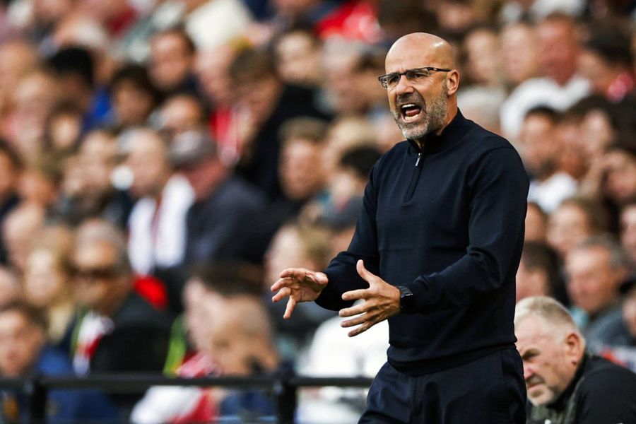 Peter Bosz explains the replacement of Man at PSV »