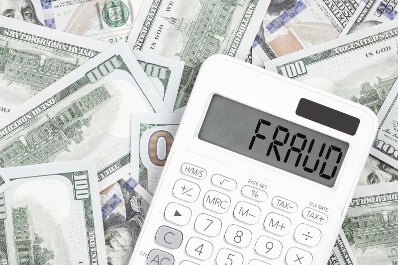 Fraud / Photo: Tatiana Sviridova / Dreamstime.com
