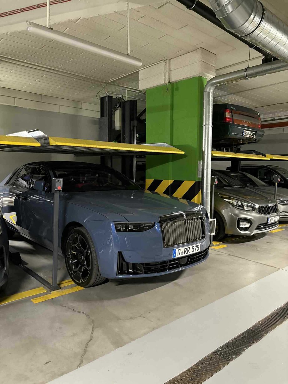 RR parking in my garage required focus