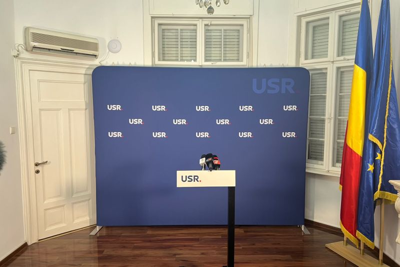 USR headquarters in the evening of presidential elections / photo: Stefania Gheorghe / Hotnews
