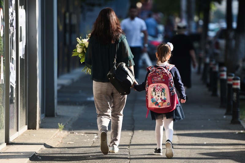 The Minister of Education says he does not know what will happen at the opening of the school year: