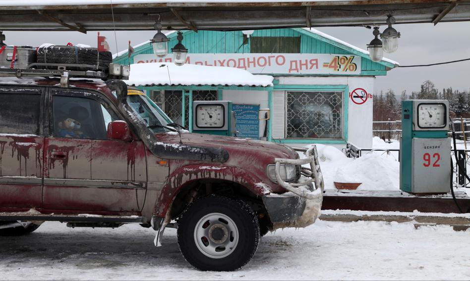 The Russians refuel the most expensive gas in history. All because of Ukrainian attacks