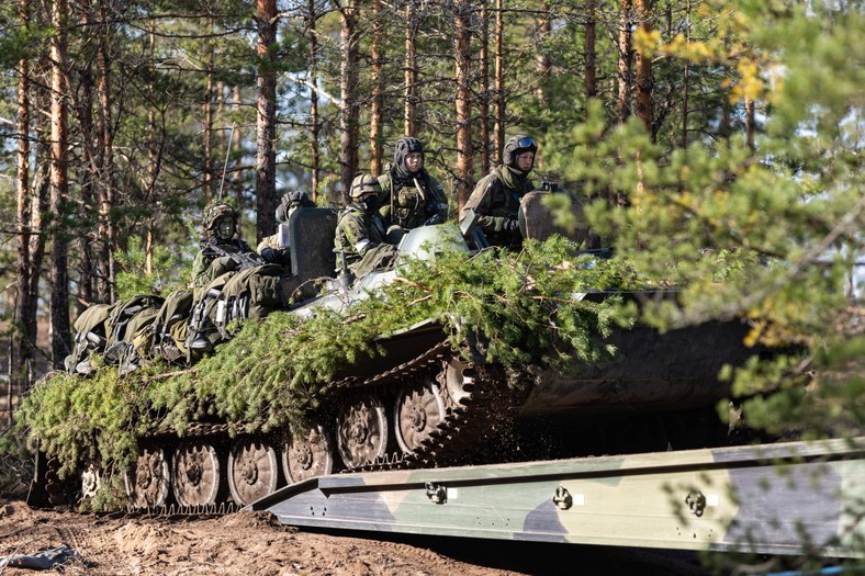 Finnish soldiers during the Mighty Arrow (Powerful Strzał) armed exercises at the Pohjankankangas, Niinisalo, Finland shooting training ground, April 29, 2025.