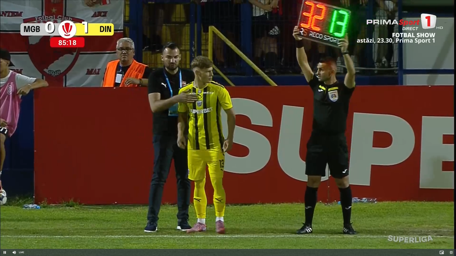 Alexandru Tabuncic debuted for Dinamo. Photo: Capture first sport Two news at Dinamo for the match with Metaloglobus: to