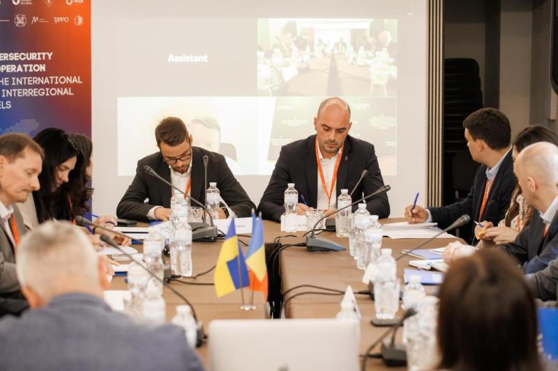 Ukraine wants a regional alliance with Romania and Moldova for cyber security. The first consultations took place in Cernăuți
