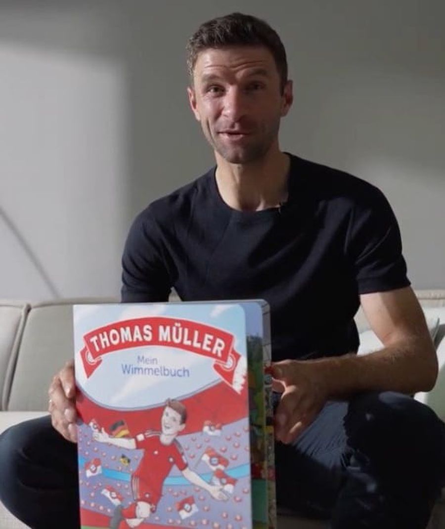Thomas Muller and his children's book Thomas Muller amused on account of Messi and Neymar in his children's book