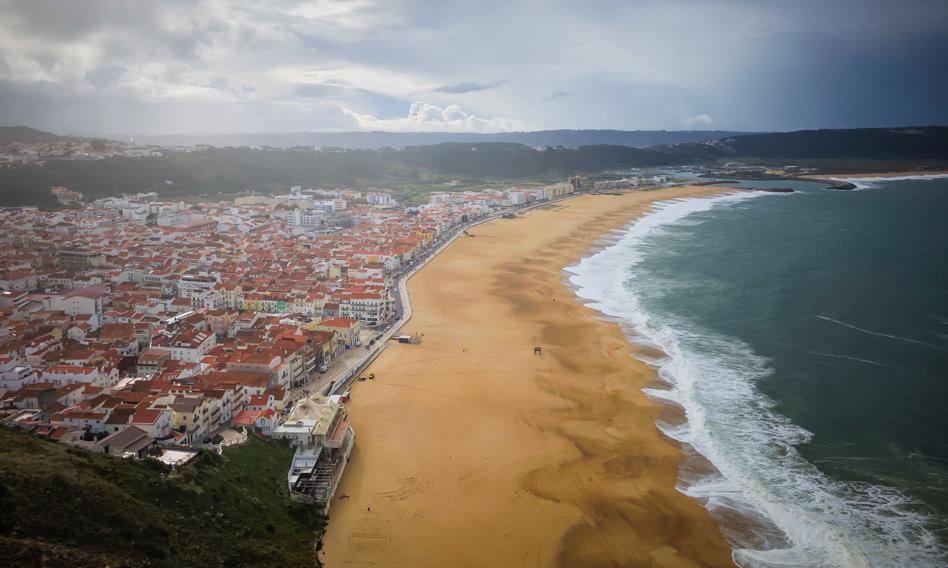 Bomb Portuguese beaches. At least 5 explosives have been disarmed