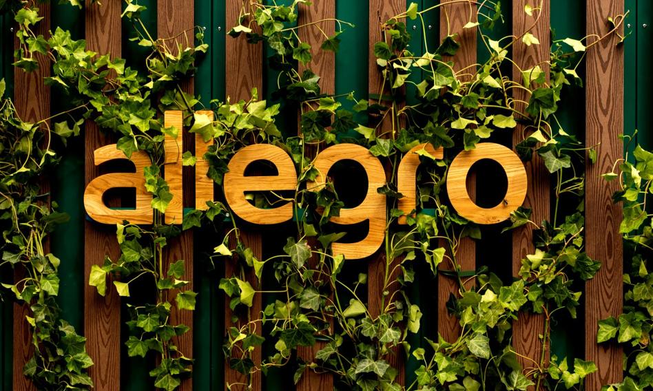 Allegro is buying. The company will spend PLN 1.4 billion on its own shares