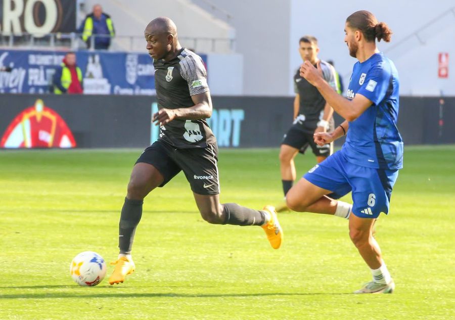 Ghanez Raman Chibsah evolved last season at Ceahlăul, being now recruited at CSM Slatina. Photo: Facebook/Csmceah