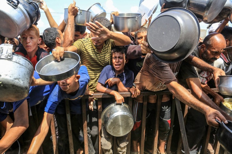 Hunger in the Gaza strip, the first in the Middle East, officially declared by the UN. Israel says that 