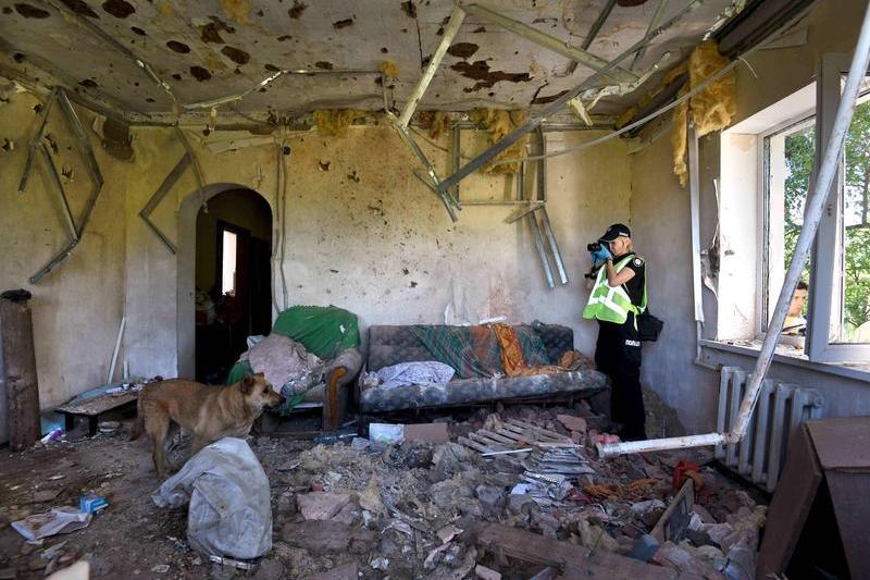 War in Ukraine: House destroyed by bombardments in Kharkov, photo: Carol Guzy / Zuma Press / Profimedia