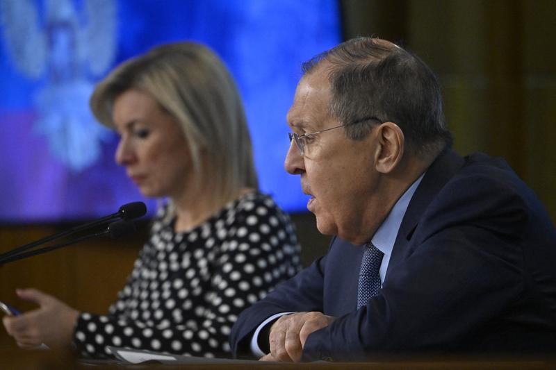 Russian Foreign Minister Serghei Lavrov with Maria Zaharova, Russian MAE spokesman, photo: Alexander Nemenov / AFP / Profimedia