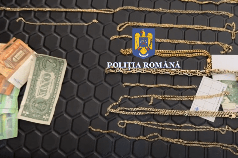 Video three foreign thieves, caught at Cluj airport after they robbed tourists at the Untold Festival. What did the police find in their luggage