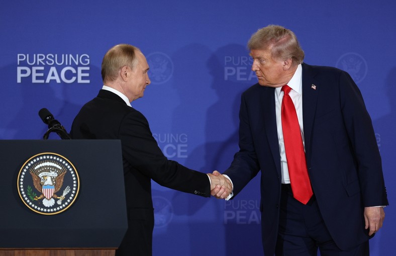 Vladimir Putin and Donald Trump during a meeting in Anchorage, August 15, 2025.