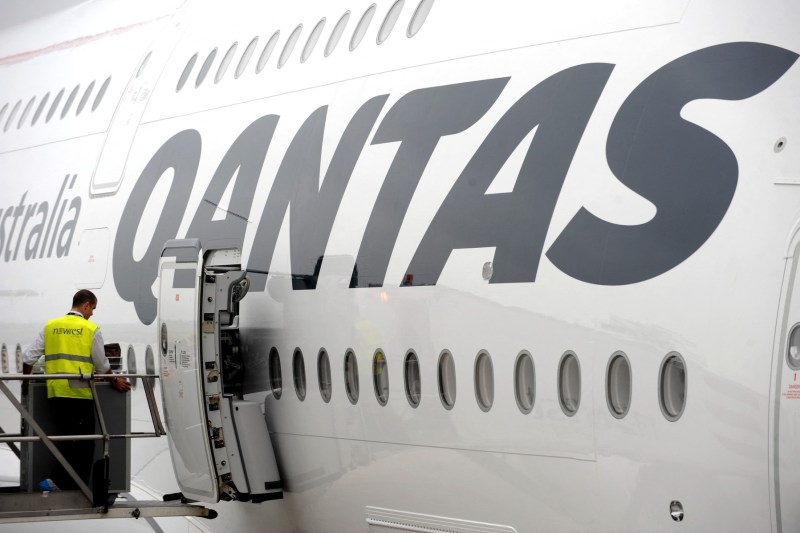 Australia's airline has received a record fine for an illegal measure during pandemic