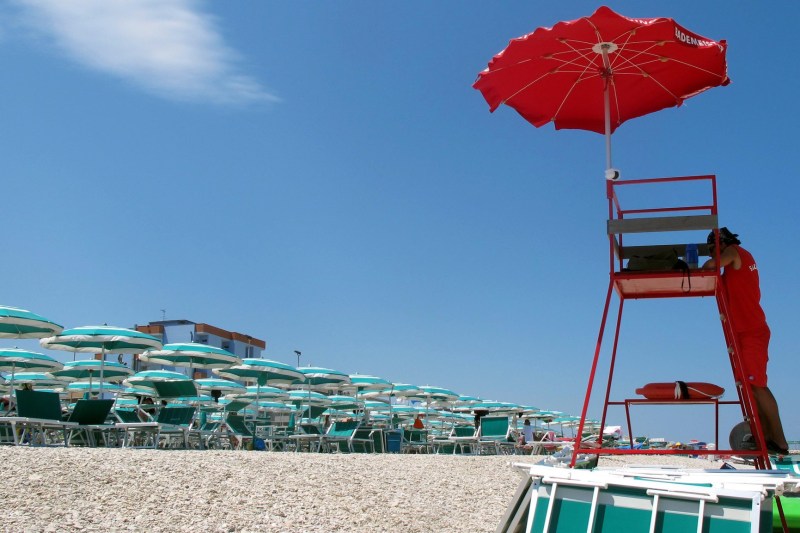 Why are the beaches in Italy in full summer season: 