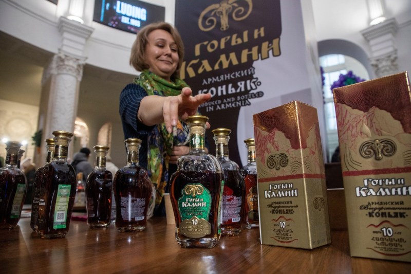 Ten people died after drinking counterfeit Georgian liqueur, sold in one of the most popular tourist destinations in Russia