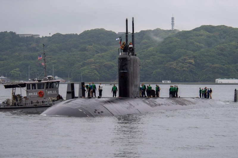 The Kremlin ignores the submarines sent by Trump near the coasts of Russia. 