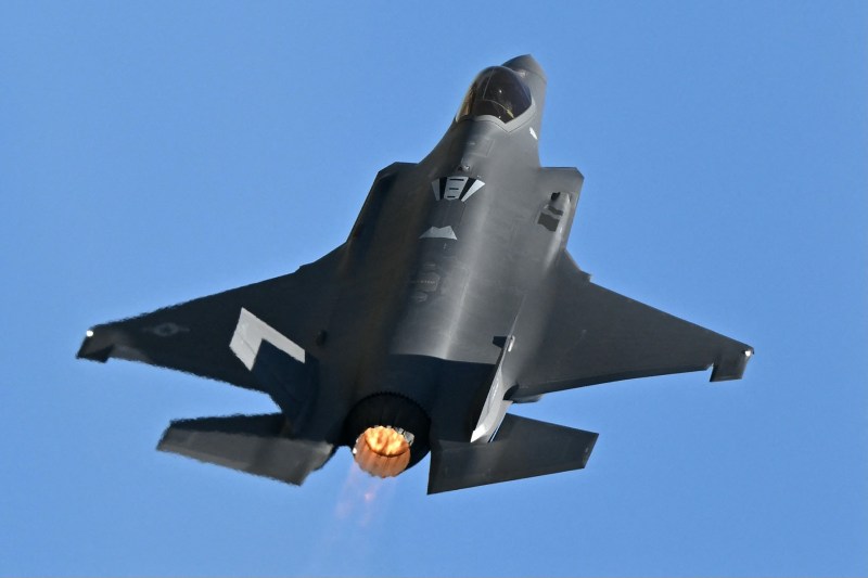 After refusing Trump's request to give more money for defense, a NATO country is now renouncing American F-35 hunting planes