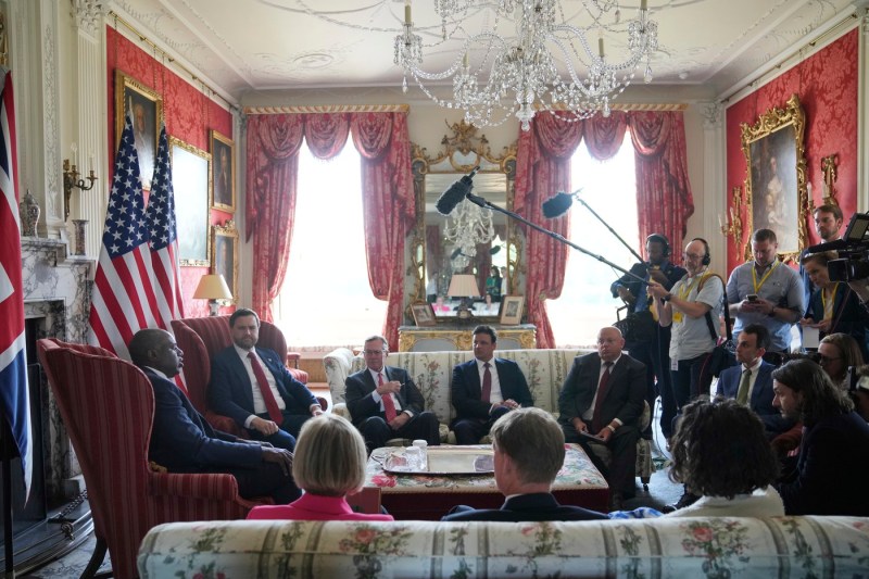 Concerned about the prospects of the Trump-Putin summit, Europe and Ukraine presented to the United States a counter-props to the offer of the Russian President. Senture details from the meeting next to London